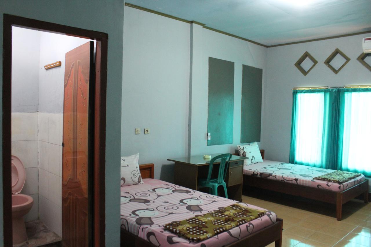 Penginapan Artha Praya Dış mekan fotoğraf